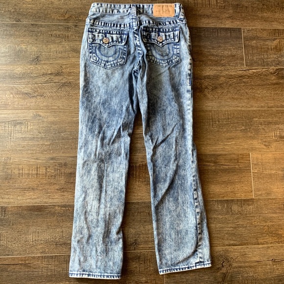 ❤️SOLD Children’s True Religion Straight Fit Contrast Acid Wash Distressed Jeans - Picture 11 of 11